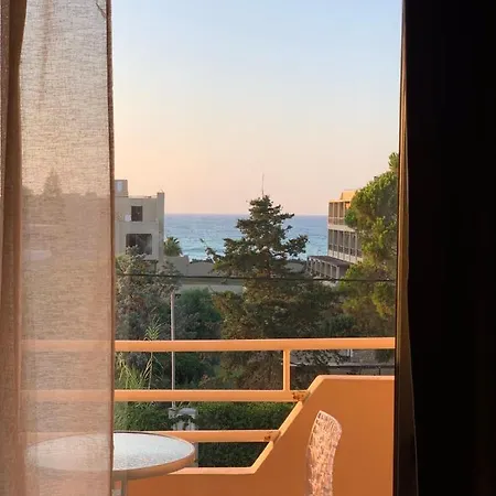 Dioni Ξενοδοχείο 2*
